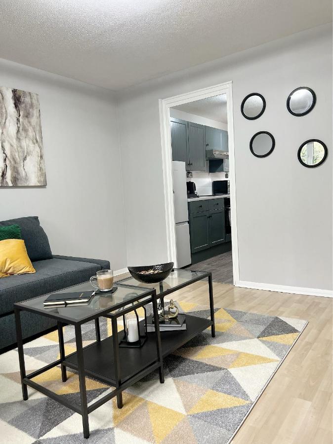 Stunning Apartment In Beckton With Private Entrance London Exterior photo